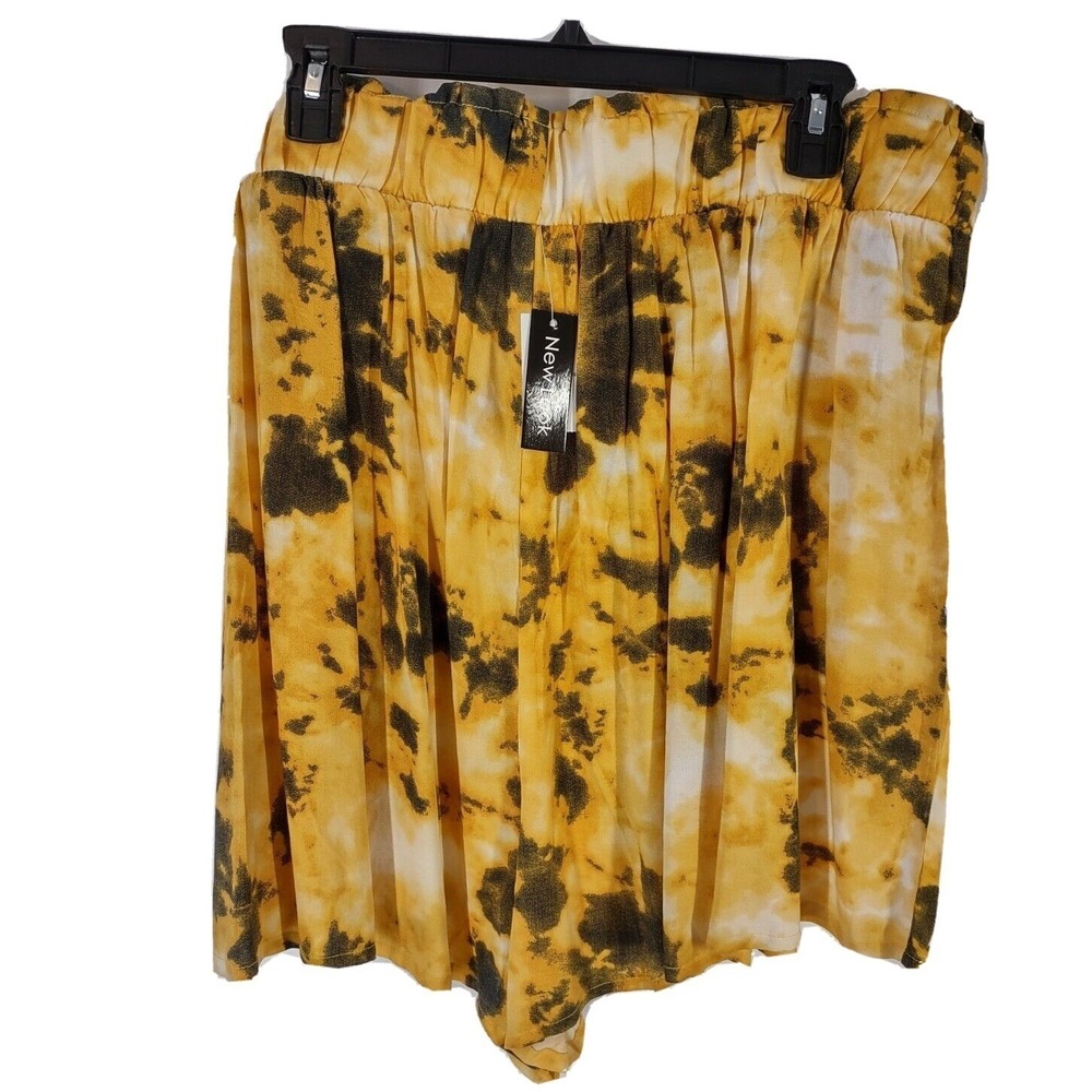 New Look Shorts Women's Size 3X Boho Tie Dye Yellow Black Paperbag Waist Pockets